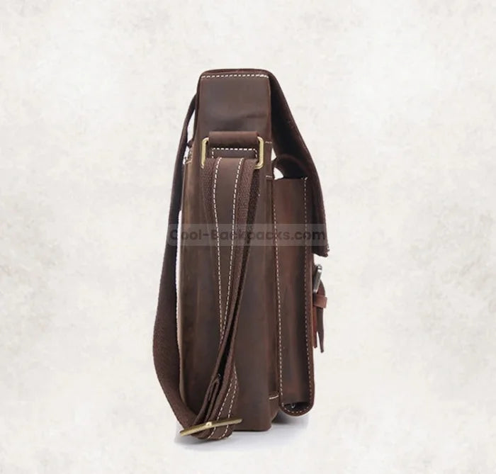 Camel Leather Messenger Bag - Brown