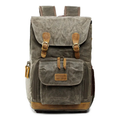 Canvas Camera Backpack - army green / 15 inches