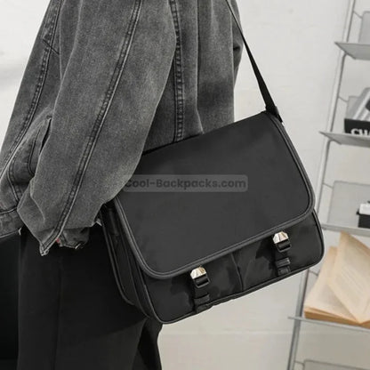 Nomad Messenger Bag - Black