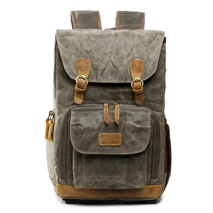 Retro Camera Backpack - Green